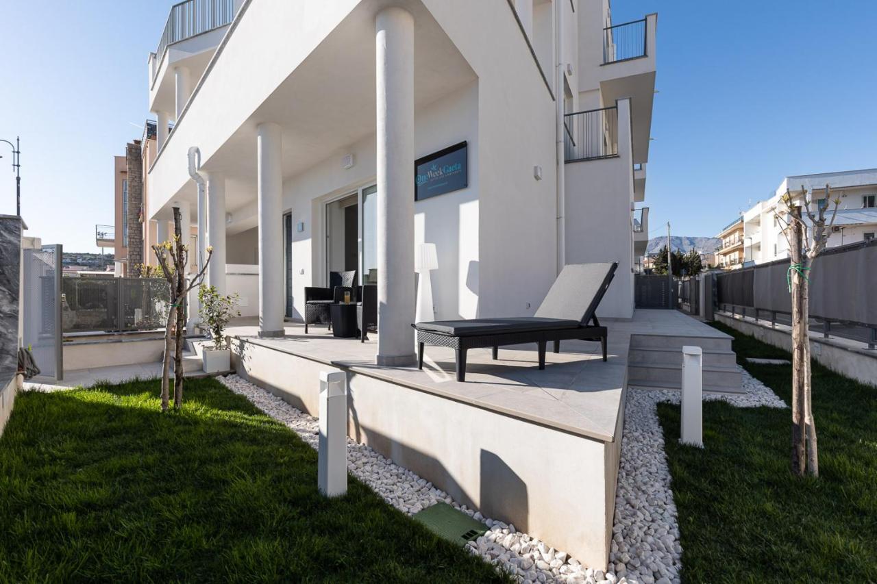 Oneweek Gaeta Suites And Apartments Exteriör bild