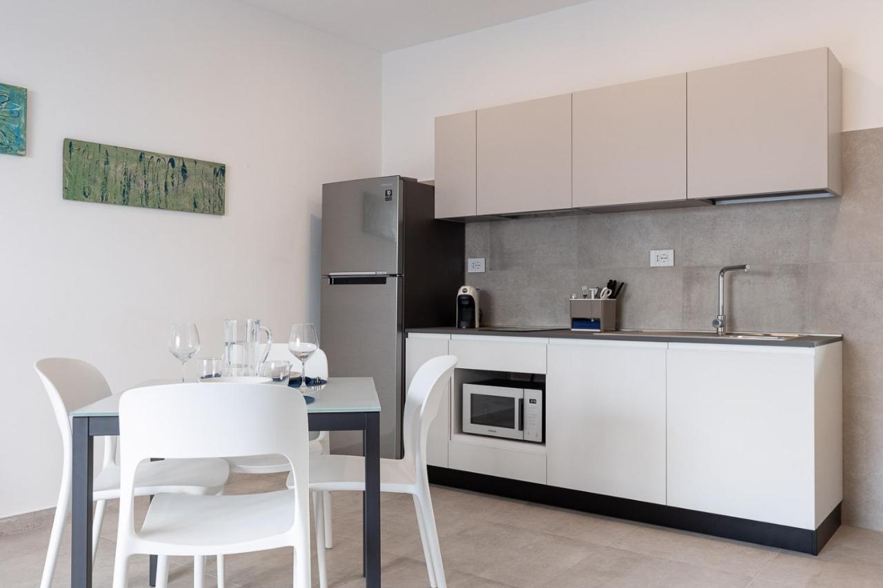 Oneweek Gaeta Suites And Apartments Exteriör bild